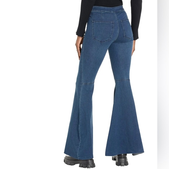 Sold - Picture 4 of 4